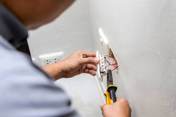 Best Licensed Electrician  in Fairview Park, IN